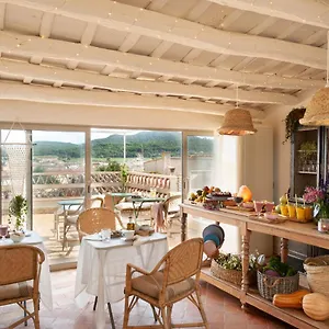 Arkhe Boutique Bed & Breakfast Pals