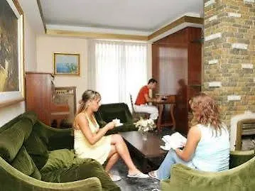 Hotel Iris - Only Adults El Arenal  3*, El Arenal (Mallorca)